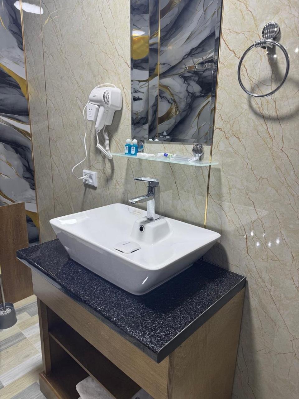 Asia Central Boutique Buxoro Luaran gambar